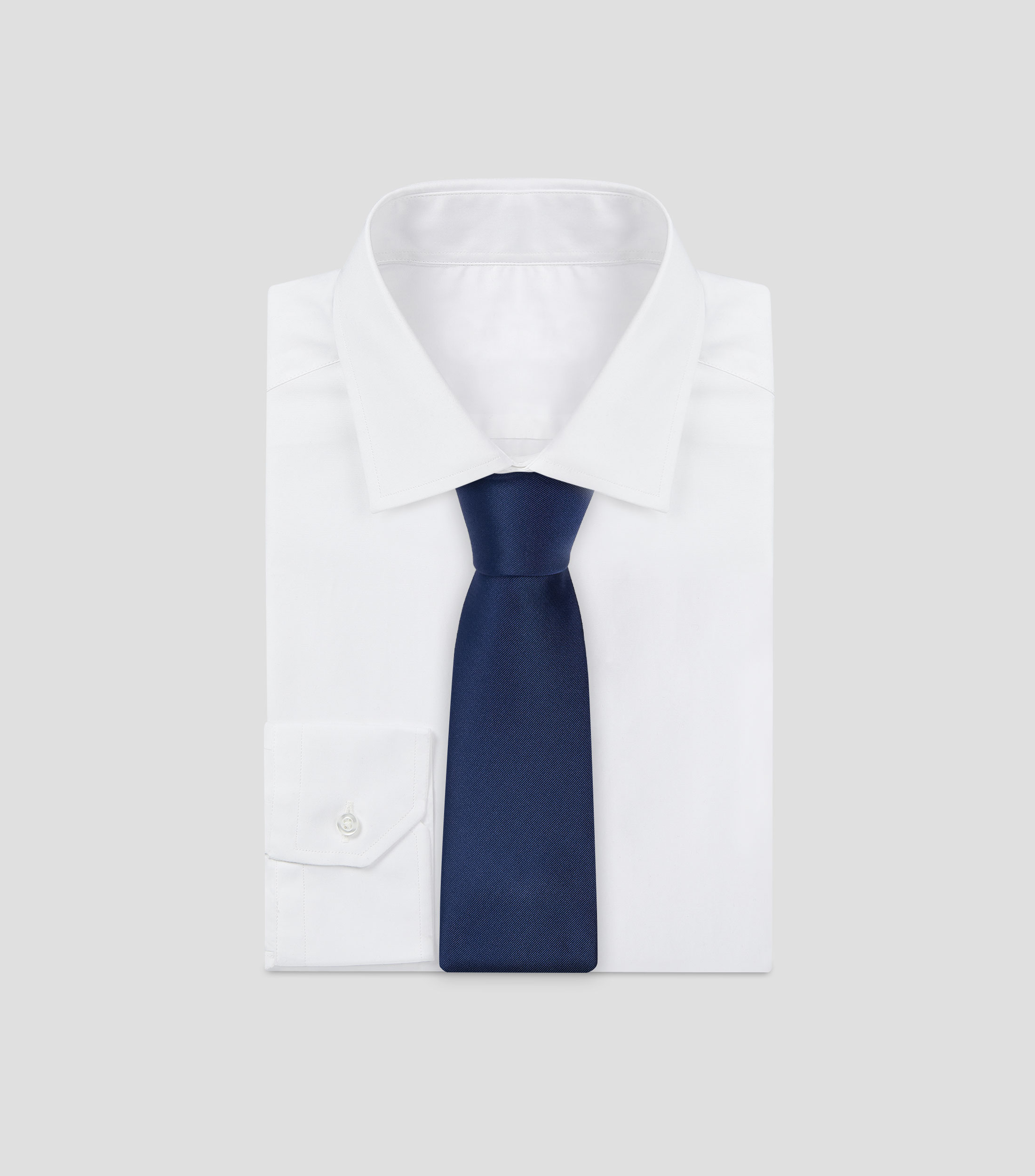 Corbata ancha en seda lisa